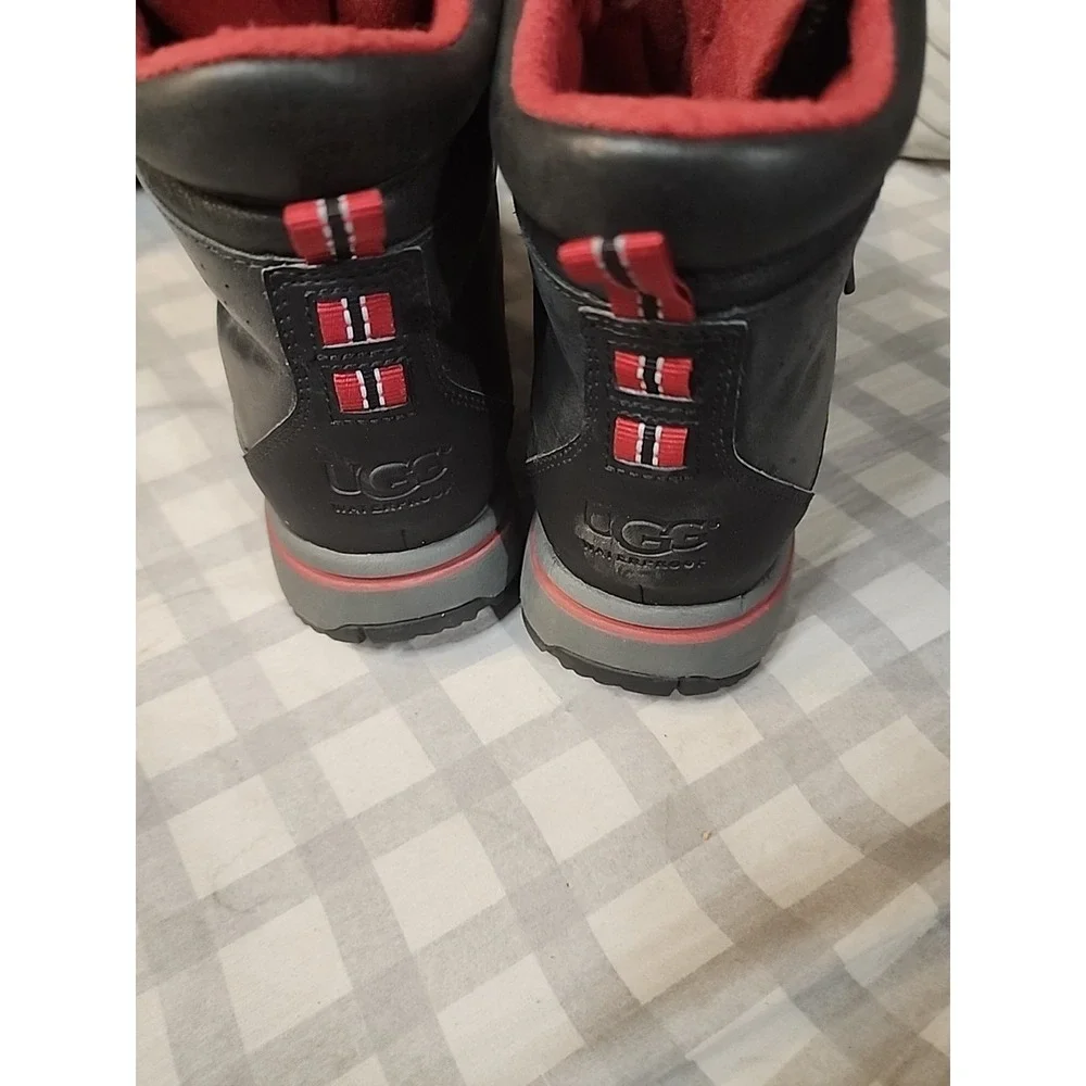 UGG‎ MEN Black WATERPROOF LEATHER LACE UP Boots US 9 / EU 42 Thinsulate